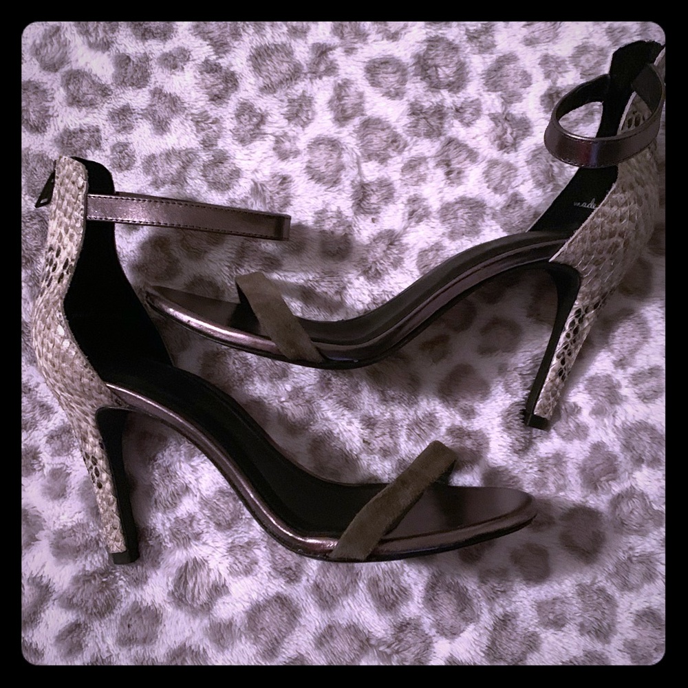 Joie snakeskin heels